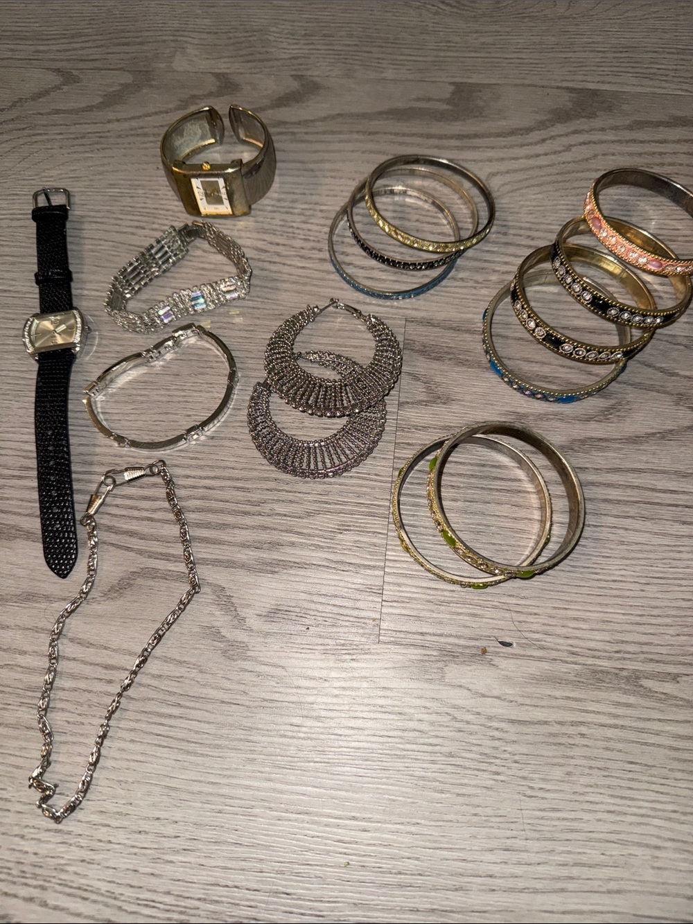 Mixed Metal Women's Bangle and Bracelet Set - Silver and Gold Tones
